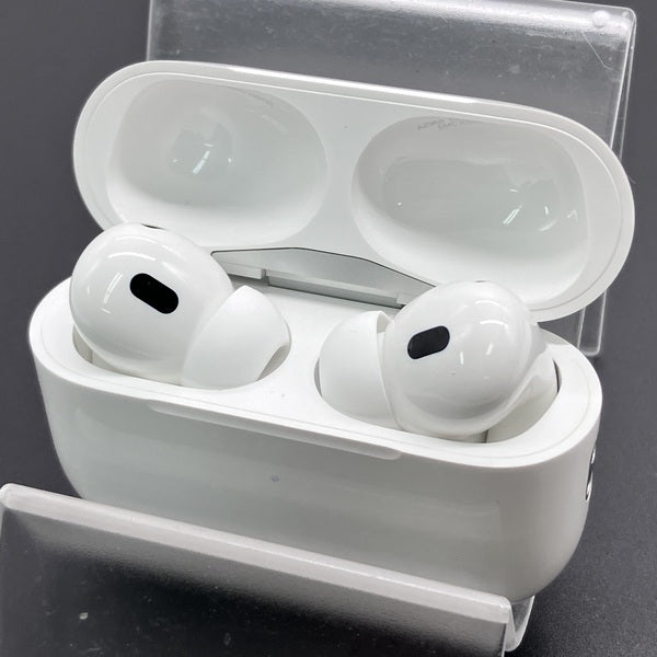 Apple 【中古】MagSafe充電ケース(USB-C)付きAirPods Pro(第2世代