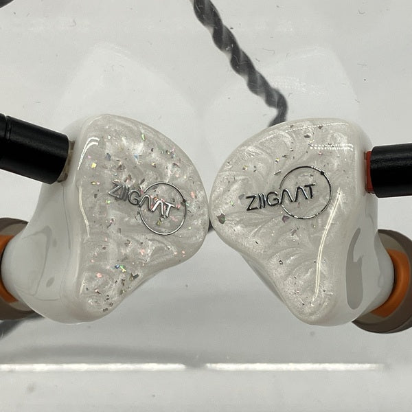 ZiiGaat 【中古】ZiiGaat x Fresh Reviews Arete - White【秋葉原