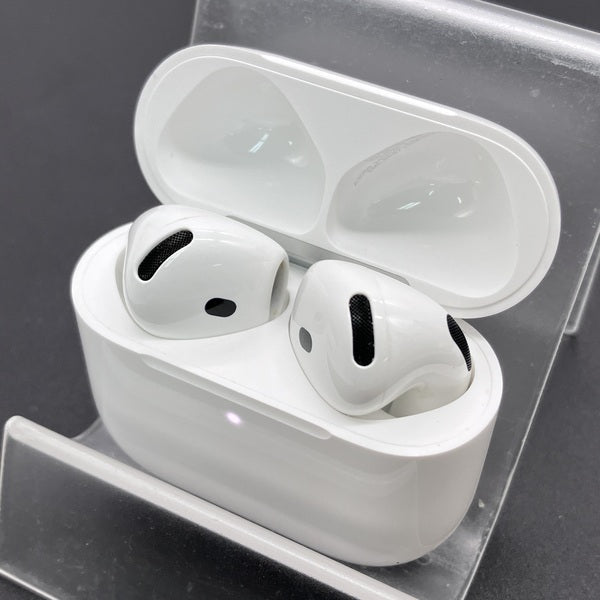 Apple AirPods 本体 MXP93J/A 美品 ノイズキャン 中古 Apple 【中古】AirPods 4 MXP93J/A（アクティブノイズキャンセリング