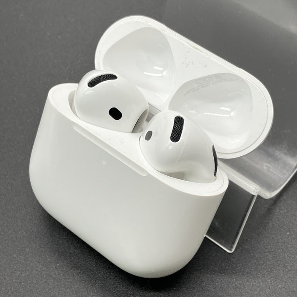Apple 【中古】AirPods 4 MXP93J/A（アクティブノイズキャンセリング