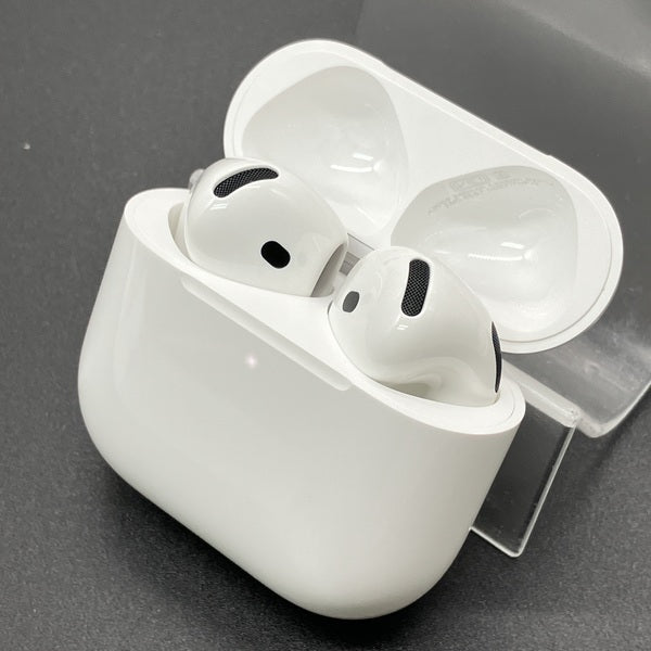 Apple 【中古】AirPods 4 MXP93J/A（アクティブノイズキャンセリング