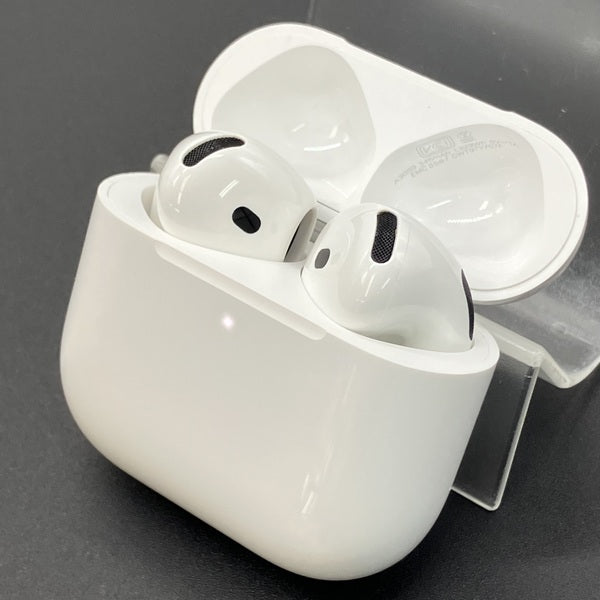 Apple 【中古】AirPods 4 MXP93J/A（アクティブノイズキャンセリング