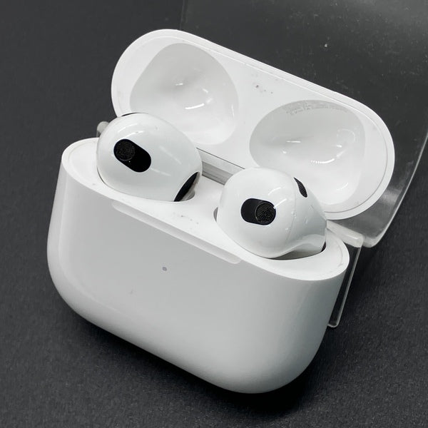 Apple 【中古】Airpods MME73J/A 3rd Generation【秋葉原】 – e☆イヤホン