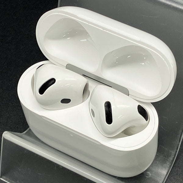 Apple 【中古】AirPods 4 MXP93J/A（アクティブノイズキャンセリング