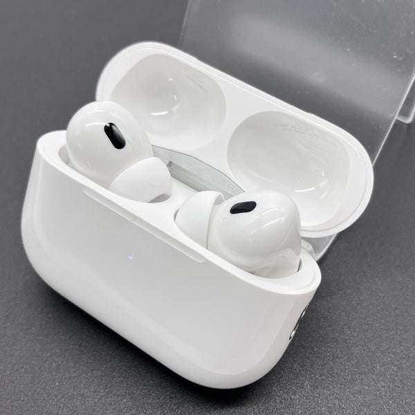 Apple 【中古】MagSafe充電ケース(USB-C)付きAirPods Pro(第2世代