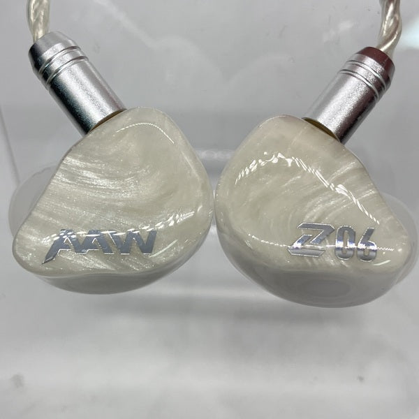 AAW 【中古】Z06 Blanc Edition(Universal Fit)【秋葉原】 – e☆イヤホン
