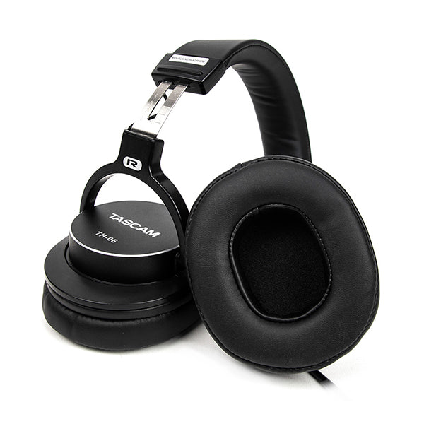 TASCAM TH-06 – e☆イヤホン