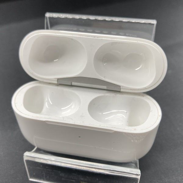 【中古】AirPods Pro 充電ケース(MagSafe)【日本橋】