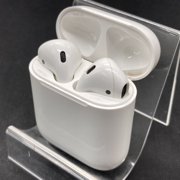 【中古】AirPods with Charging Case MV7N2J/A【仙台】