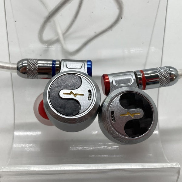 【中古】F1【日本橋】