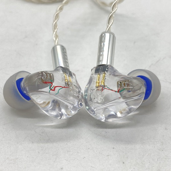 【中古】CF-IEM avec CRESCENT VERT with Celestial force C4 Sapphire 【CF-IEM CV-CEFC4-BS】【秋葉原】