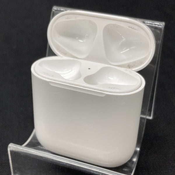 AirPods本体 ホワイト 充電ケース付き中古 Apple 【中古】airpods充電ケース【秋葉原】 – e☆イヤホン