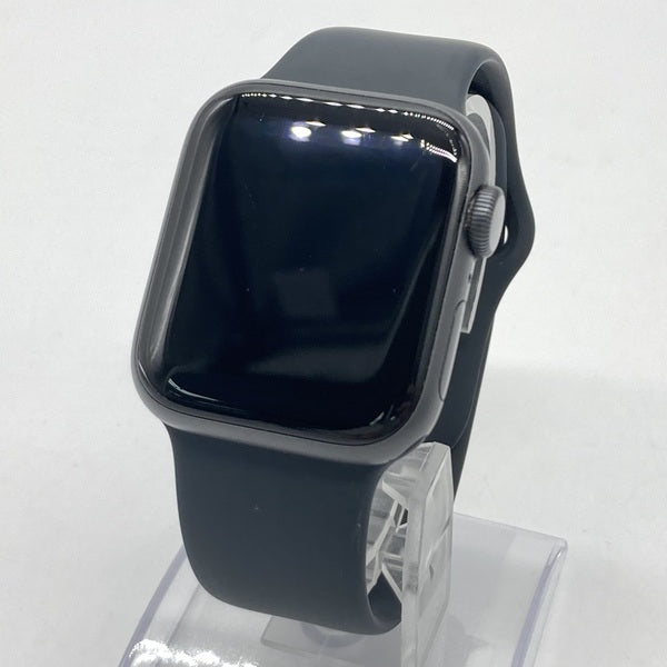 【中古】Apple Watch SE (40mm GPS)アルミニウム【秋葉原】