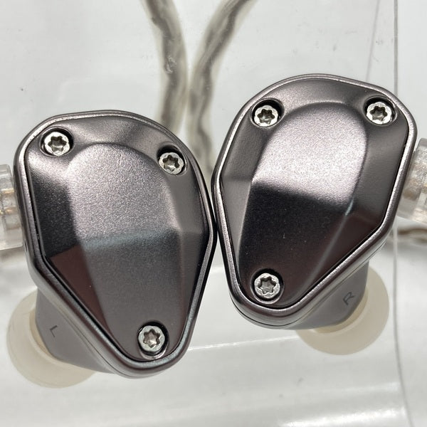 Cayin 【中古】YB04（BA4基搭載インイヤー・モニター）【秋葉原