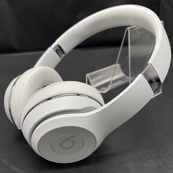 e☆イヤホン 【中古】Beats Solo3 Wireless - The Beats Icon