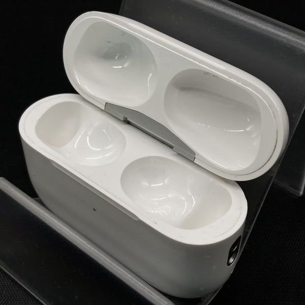 中古】AirPods Pro (第2世代) 充電ケース (Lightning)【日本橋
