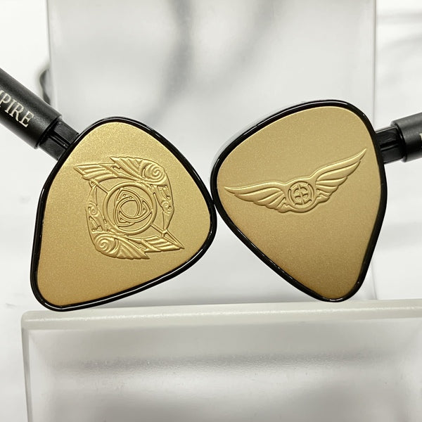 【中古】RAVEN Launch Edition 【EMP-RAVEN-GD】【秋葉原】