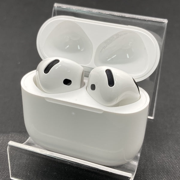 【中古】AirPods 4 MXP93J/A(アクティブノイズキャンセリング搭載)【秋葉原】