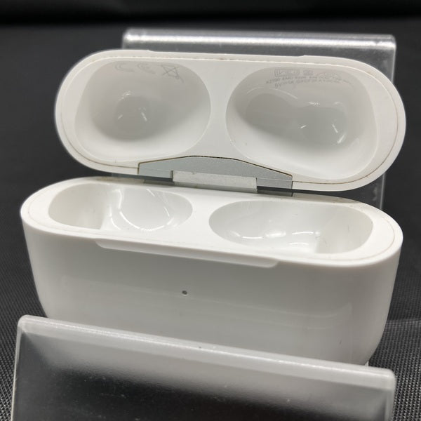 【中古】AirPods Pro 充電ケース【秋葉原】