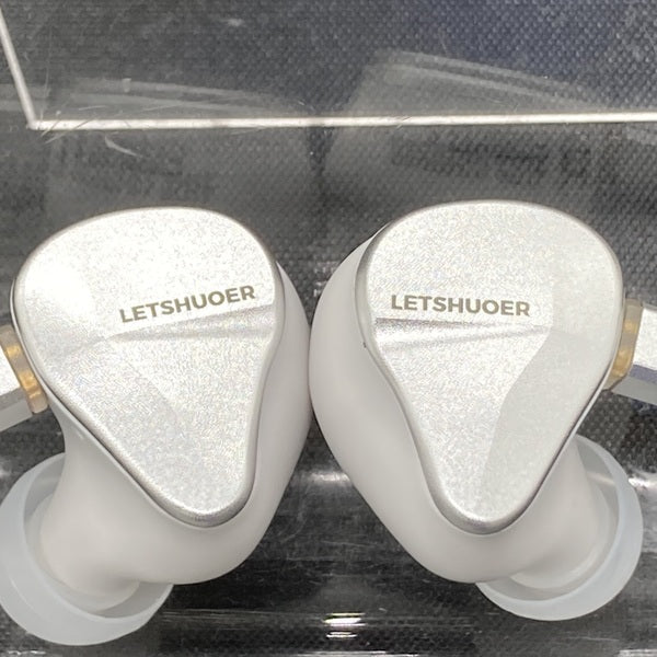 【中古】Cadenza 4【日本橋】