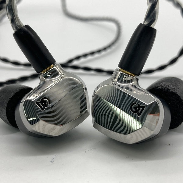Campfire Audio Saber 有線イヤホン 箱あり Campfire Audio Saber 有線イヤホン 箱あり Saber - Campfire