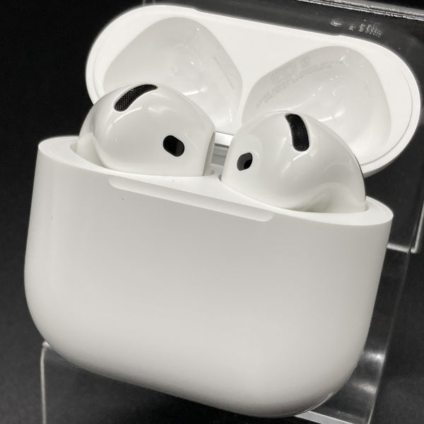【中古】AirPods 4 MXP93J/A(アクティブノイズキャンセリング搭載)【秋葉原】