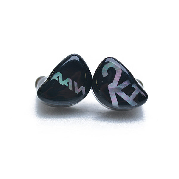 カスタムiem AAW AXH 新製品】4BA+1D 5万円以下のハイパフォーマンス！AAW AXHが本日