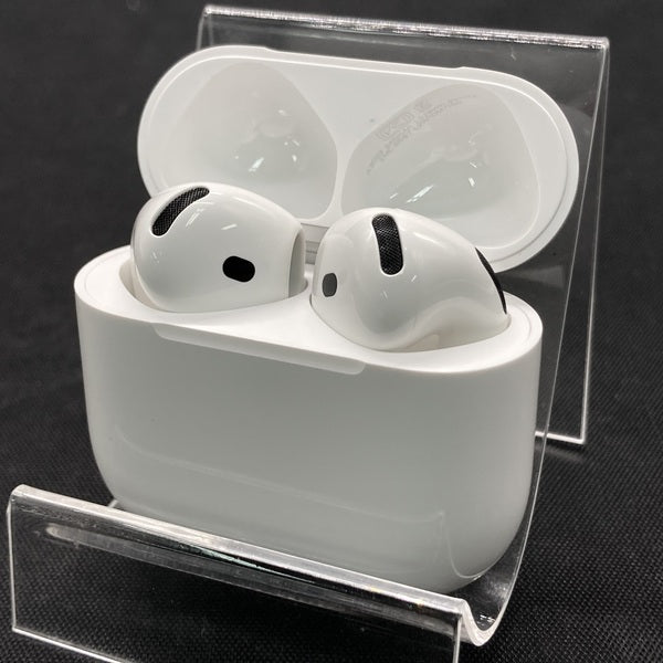 【中古】AirPods 4 MXP93J/A(アクティブノイズキャンセリング搭載)【秋葉原】