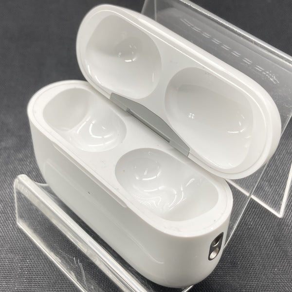 AirPods Pro 2 MagSafe充電ケース（USB-C）付き　ジャンク AirPods Pro 第2世代 MagSafe充電ケース(USB-C)付き ホワイト