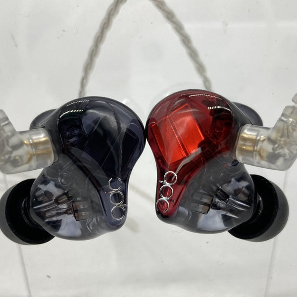 【新品・未開封】qdc Live 8SL qdc Live 8SL (QDC-LIVE-8SL) キューディーシー 有線イヤホン