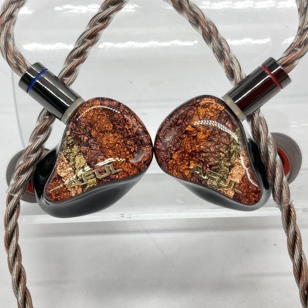 【中古】PERFORMER 8【秋葉原】