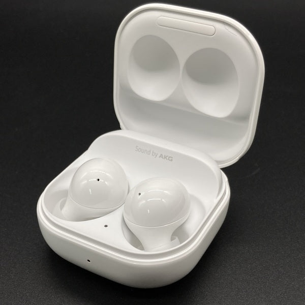 【中古】Galaxy Buds2 White 【SM-R177NZWAXJP】【秋葉原】