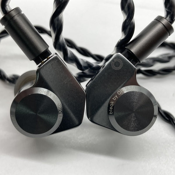 ORIVETI 【中古】bleqk Dynabird【秋葉原】 – e☆イヤホン