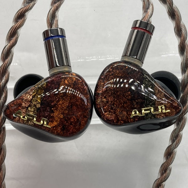 【中古】PERFORMER 8【秋葉原】