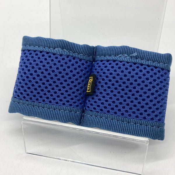 【中古】差し込むだけのハウジング保護用ふわふわツインチューブケース ブルー<イヤフォンが絡まないケーブル固定用ストッパー付き> 【VD608-BL】【秋葉原】