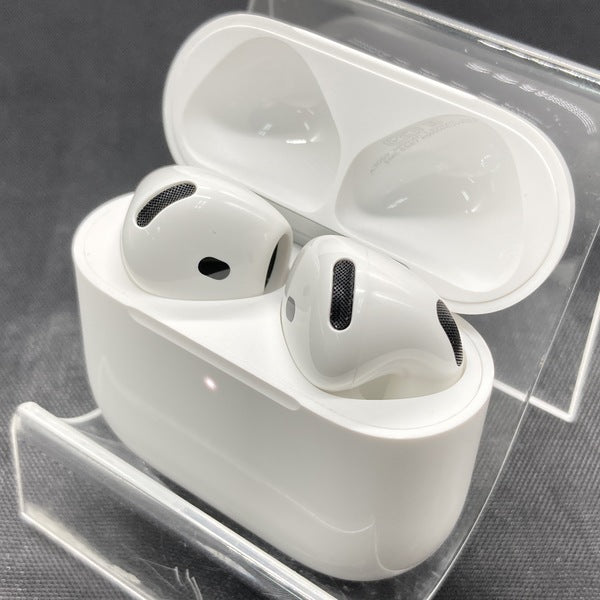 【中古】AirPods 4 MXP93J/A(アクティブノイズキャンセリング搭載)【秋葉原】