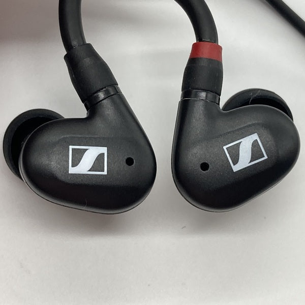 【中古】IE 40 PRO BLACK【日本橋】