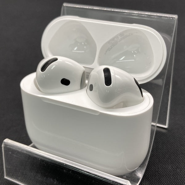 【中古】AirPods 4 MXP93J/A(アクティブノイズキャンセリング搭載)【秋葉原】