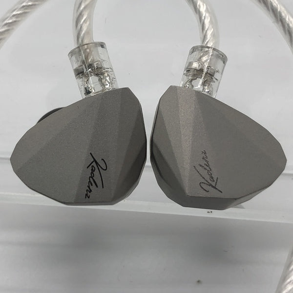 水月雨 (MOONDROP) 【中古】Kadenz【秋葉原】 – e☆イヤホン