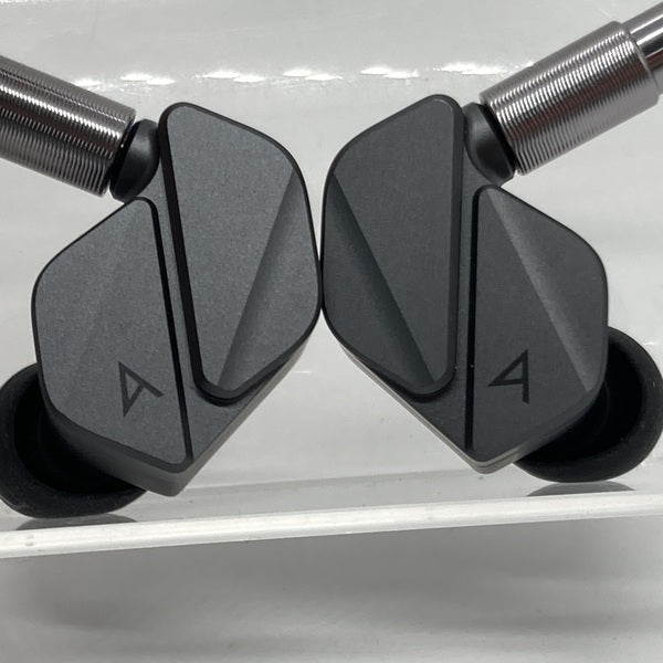 Astell&Kern 【中古】AK ZERO2 【IRV-AK-ZERO2】【秋葉原】 – e