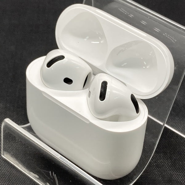【中古】AirPods 4 MXP93J/A(アクティブノイズキャンセリング搭載)【秋葉原】