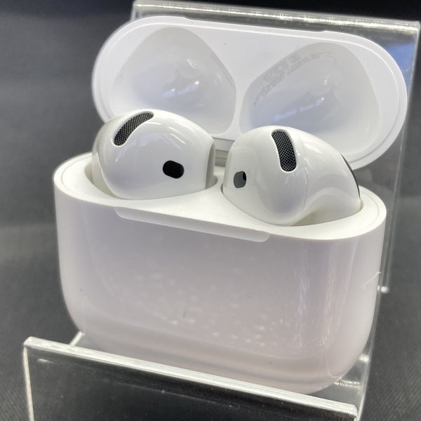 【中古】AirPods 4 MXP93J/A(アクティブノイズキャンセリング搭載)【秋葉原】