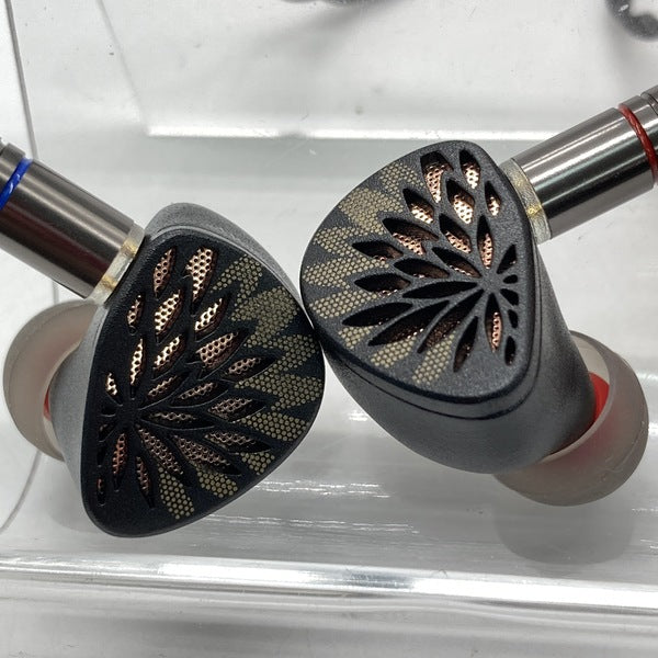 【中古】Yu Xuan Ji (魚玄機) 3.5mm シングルエンド【秋葉原】