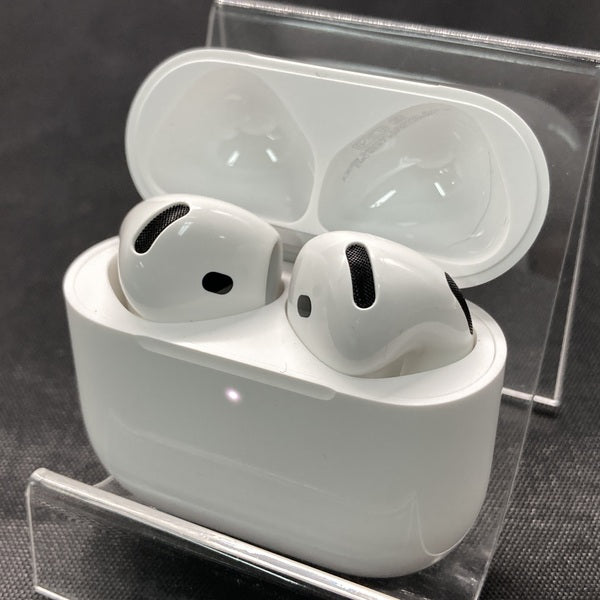 【中古】AirPods 4 MXP93J/A(アクティブノイズキャンセリング搭載)【日本橋】