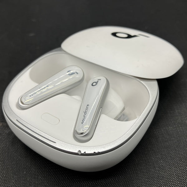 【中古】Soundcore Liberty 4 クラウドホワイト 【A3953N21】【秋葉原】