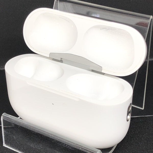 AirPods Pro 第2世代　USB-C 箱付き 中古 Apple 【中古】AirPods Pro (第2世代) MagSafe充電ケース(USB-C