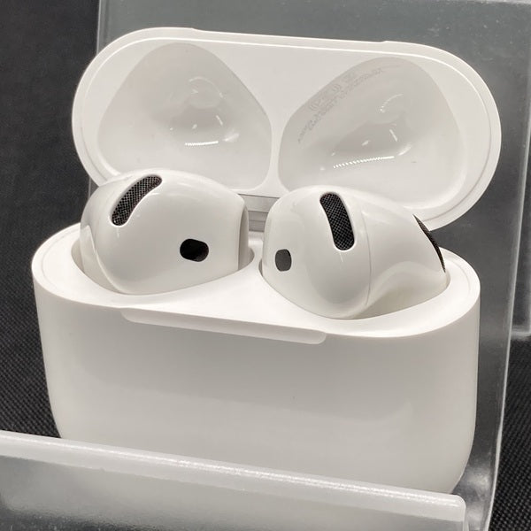 【中古】AirPods 4 MXP93J/A(アクティブノイズキャンセリング搭載)【名古屋】