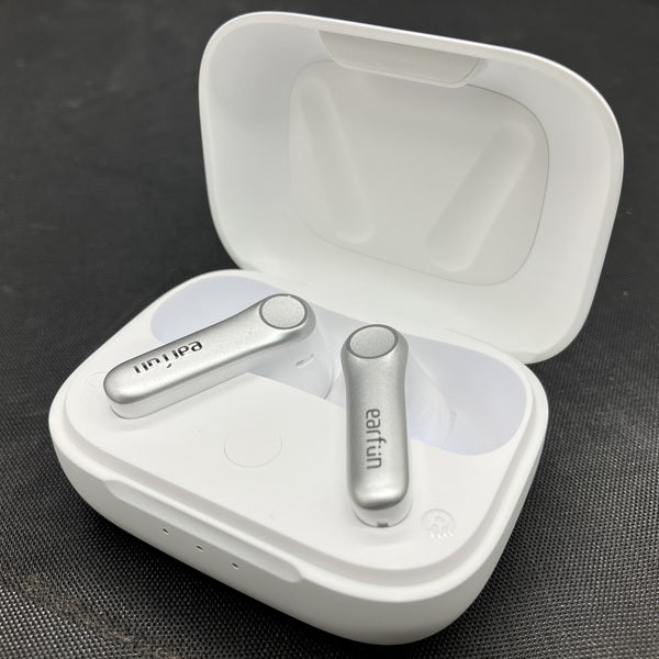 【中古】EarFun Air Pro 4 ホワイト【日本橋】