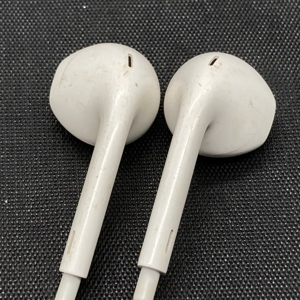 【中古】EarPods with Lightning Connector【名古屋】