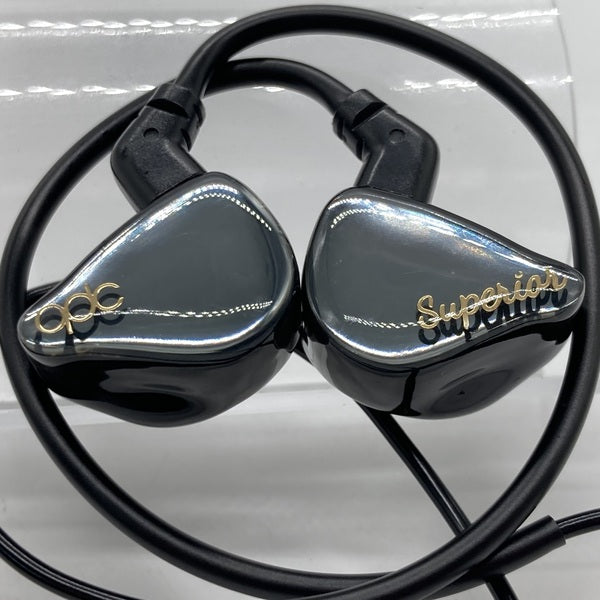 イヤホン QDC SUPERIOR Piano Black Amazon.co.jp: キューディーシー(qdc) SUPERIOR Piano Black